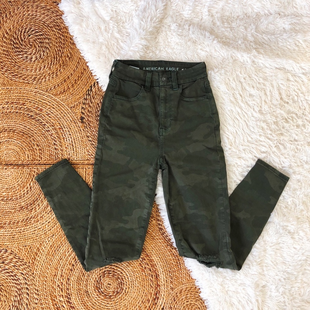 sold // american eagle curvy super high rise camo jeans
